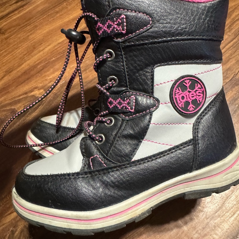 Totes Girls Size 12 Snow Boots